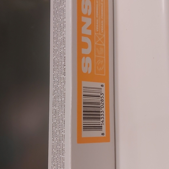 Sunshine Skin Tint - Cinnamon Tone - Picture 5 of 8